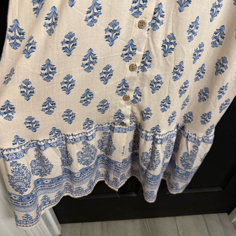 Lucky Brand Cream Maxi Dress with Blue Floral Border - Picture 3 of 8